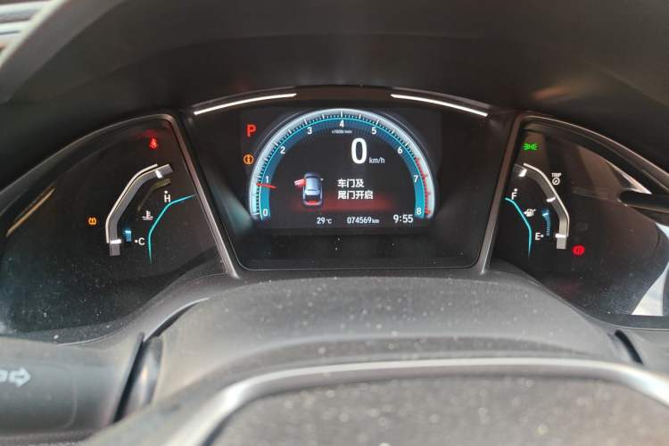 Used Honda Civic 2021 HATCHBACK 220TURBO CVT New Trendsetter Instrument Cluster