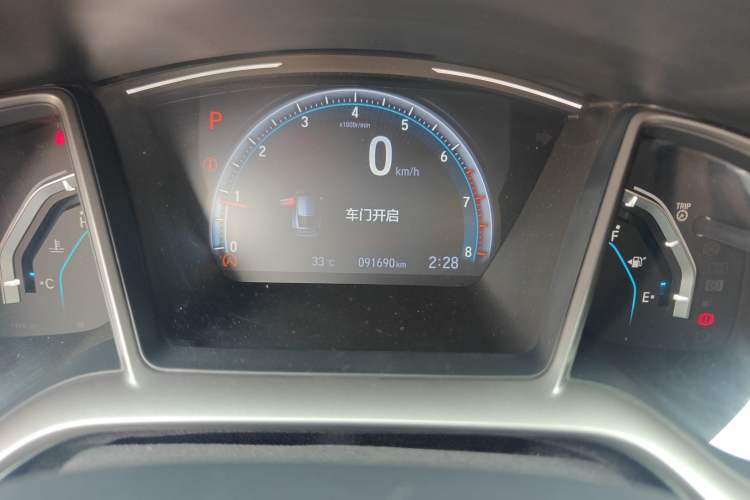 Used Honda Civic 2021 HATCHBACK 220TURBO CVT New Trendsetter Instrument Cluster