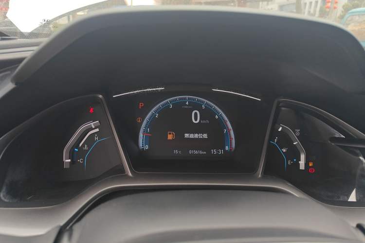 Used Honda Civic 2021 HATCHBACK 220TURBO CVT New Trendsetter Instrument Cluster