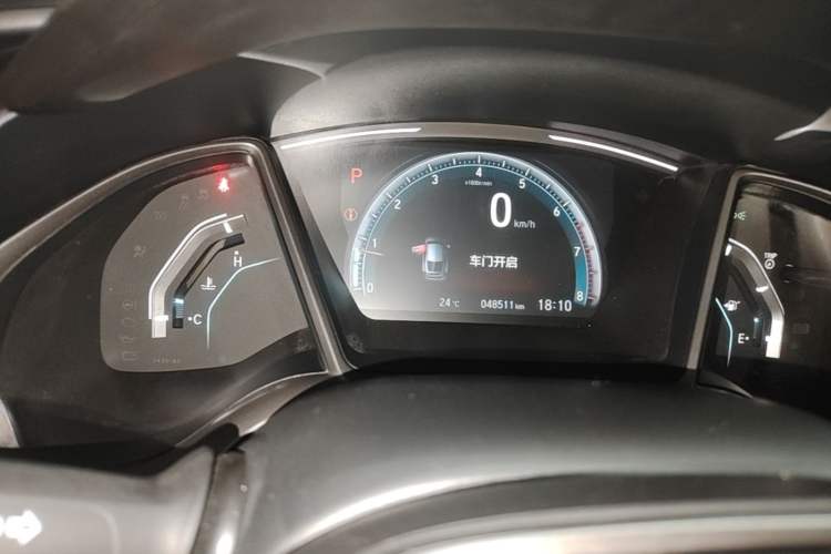 Used Honda Civic 2021 HATCHBACK 220TURBO CVT New Trendsetter Instrument Cluster