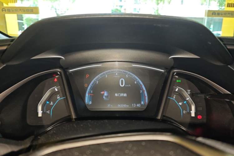Used Honda Civic 2021 HATCHBACK 220TURBO CVT New Trendsetter Instrument Cluster