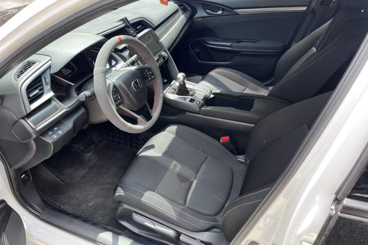 Used Honda Civic 2021 HATCHBACK 220TURBO Manual Driving Pleasure Control Interior 1