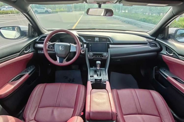 Used Honda Civic 2021 HATCHBACK 220TURBO CVT New Trendsetter Interior 1