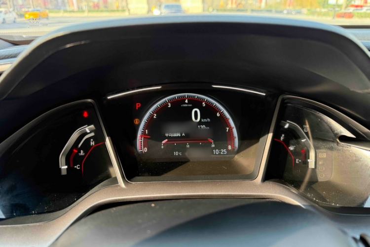 Used Honda Civic 2021 HATCHBACK 220TURBO CVT Trendy Cool Edition Interior 12