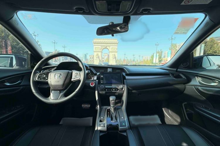Used Honda Civic 2021 HATCHBACK 220TURBO CVT Trendy Cool Edition Interior 15