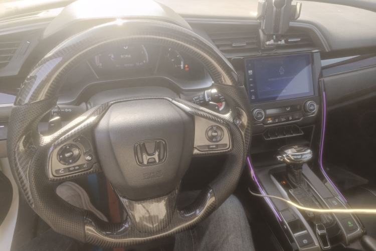 Used Honda Civic 2021 HATCHBACK 220TURBO CVT Trendy Cool Edition Interior 2