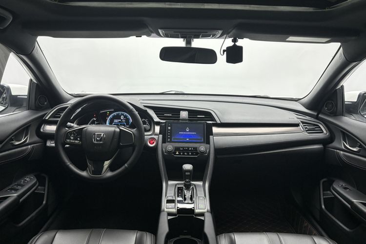 Used Honda Civic 2021 HATCHBACK 220TURBO CVT New Trendsetter Interior 3