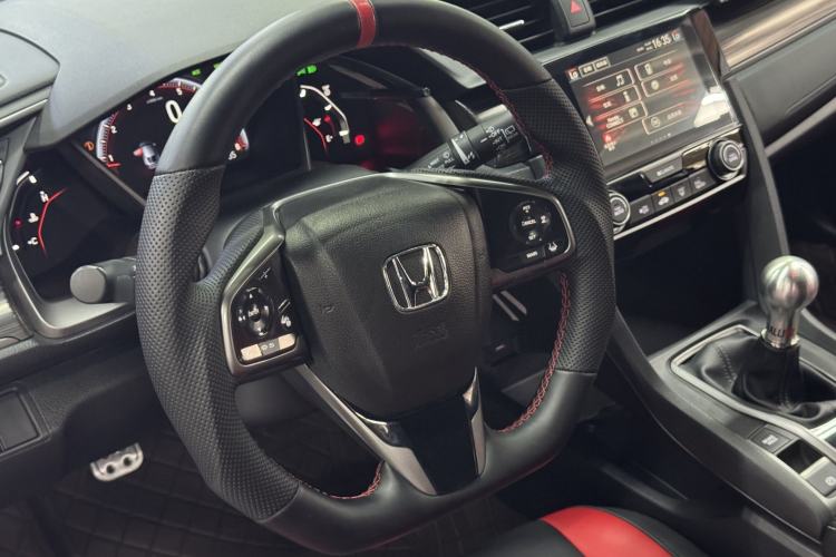 Used Honda Civic 2021 HATCHBACK 220TURBO Manual Driving Pleasure Control Interior 6