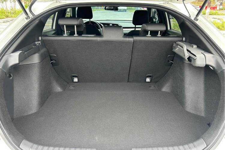 Used Honda Civic 2021 HATCHBACK 220TURBO CVT Trendy Cool Edition Interior 8