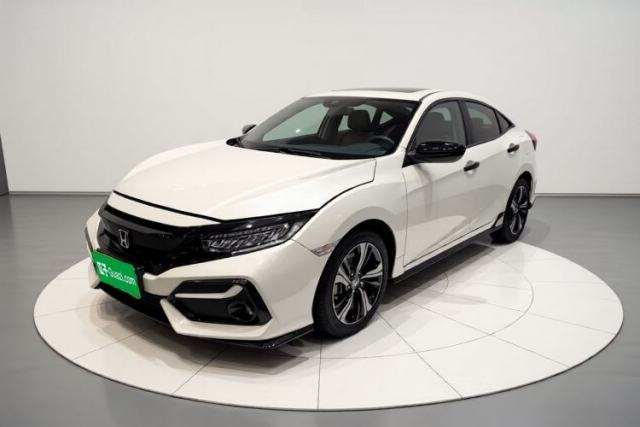 Ojetý Honda Civic 2021 HATCHBACK 220TURBO CVT Trendy Cool Edition
