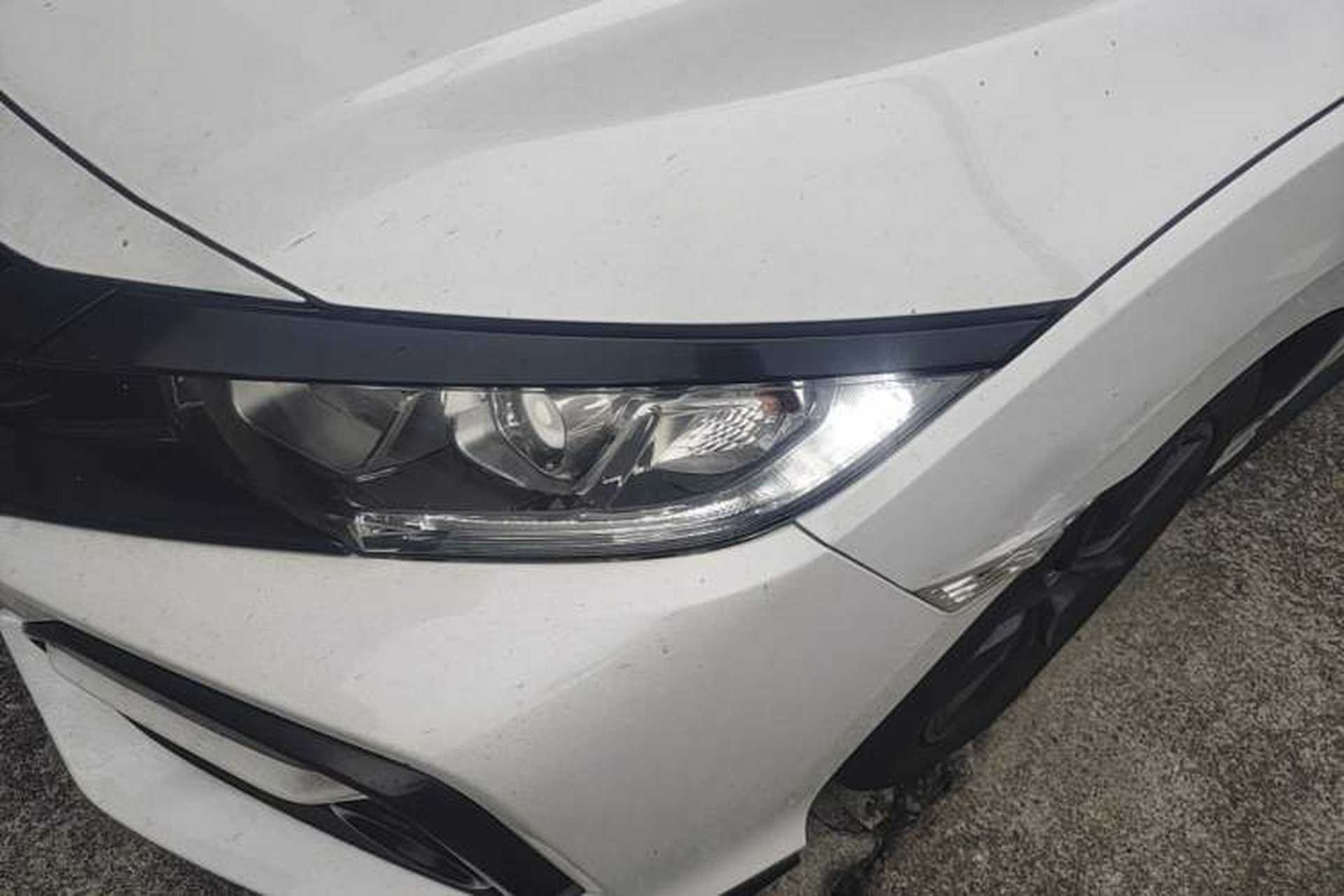 Used Honda Civic 2021 HATCHBACK 220TURBO CVT New Trendsetter Left Front Headlight