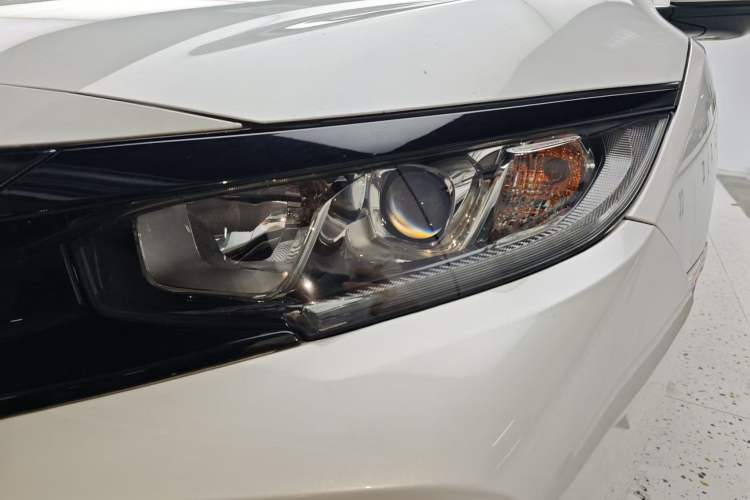 Used Honda Civic 2021 HATCHBACK 220TURBO CVT New Trendsetter Left Front Headlight
