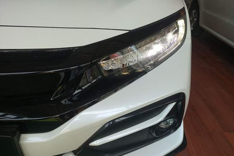Used Honda Civic 2021 HATCHBACK 220TURBO CVT Trendy Cool Edition Left Front Headlight