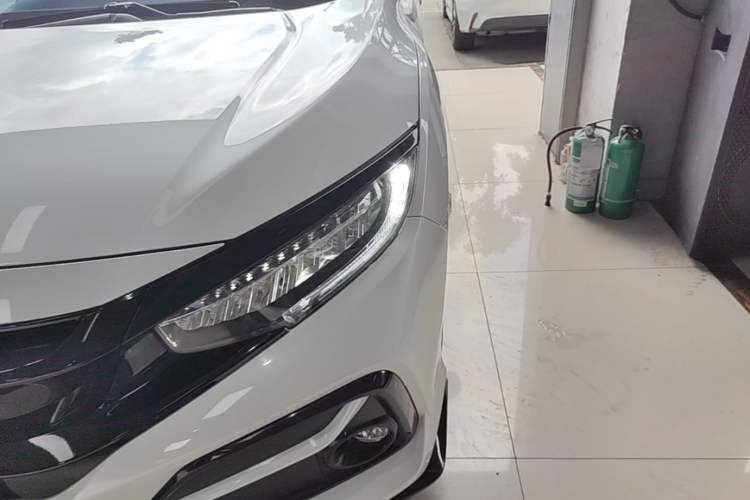 Used Honda Civic 2021 HATCHBACK 220TURBO CVT Trendy Cool Edition Left Front Headlight