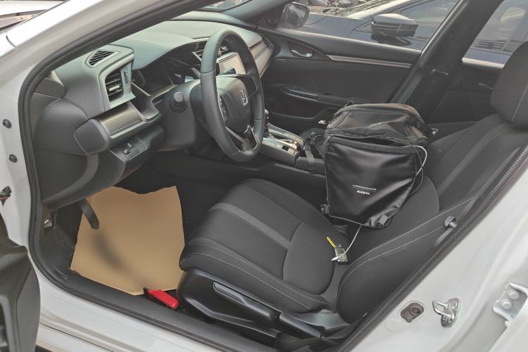 Used Honda Civic 2021 HATCHBACK 220TURBO CVT New Trendsetter Left Front Seat