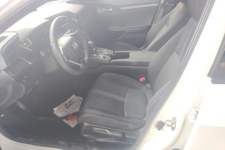Used Honda Civic 2021 HATCHBACK 220TURBO CVT New Trendsetter Left Front Seat