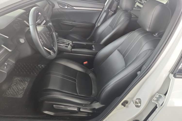 Used Honda Civic 2021 HATCHBACK 220TURBO CVT New Trendsetter Left Front Seat
