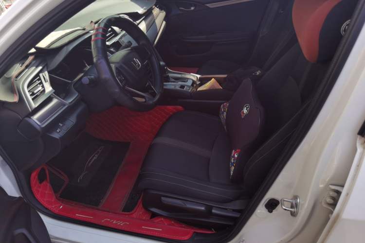 Used Honda Civic 2021 HATCHBACK 220TURBO CVT New Trendsetter Left Front Seat
