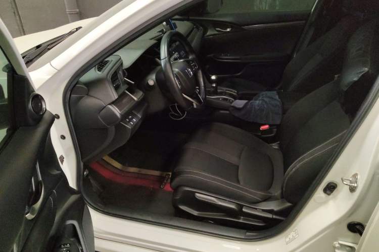 Used Honda Civic 2021 HATCHBACK 220TURBO Manual Driving Pleasure Control Left Front Seat