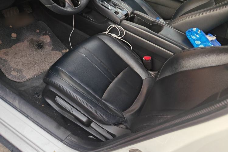 Used Honda Civic 2021 HATCHBACK 220TURBO CVT New Trendsetter Left Front Seat