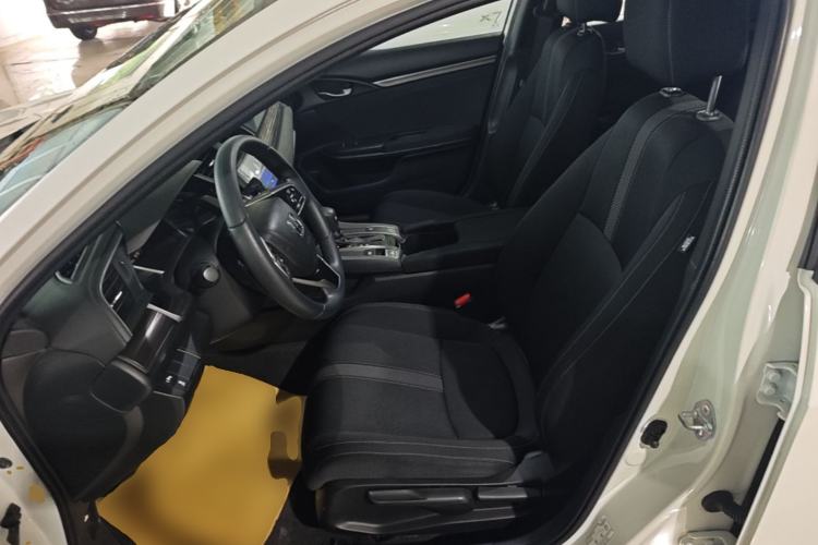 Used Honda Civic 2021 HATCHBACK 220TURBO CVT Trendy Cool Edition Left Front Seat