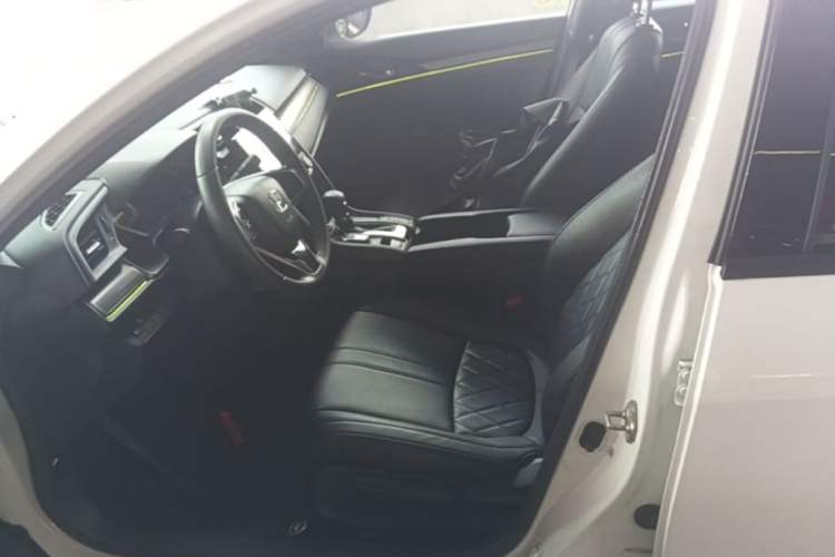 Used Honda Civic 2021 HATCHBACK 220TURBO CVT New Trendsetter Left Front Seat