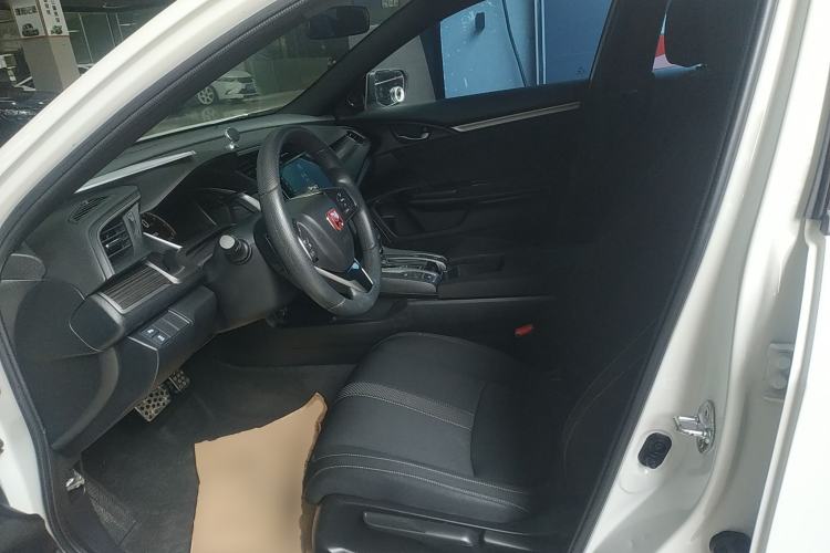 Used Honda Civic 2021 HATCHBACK 220TURBO CVT Trendy Cool Edition Left Front Seat