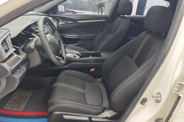 Used Honda Civic 2021 HATCHBACK 220TURBO CVT New Trendsetter Left Front Seat
