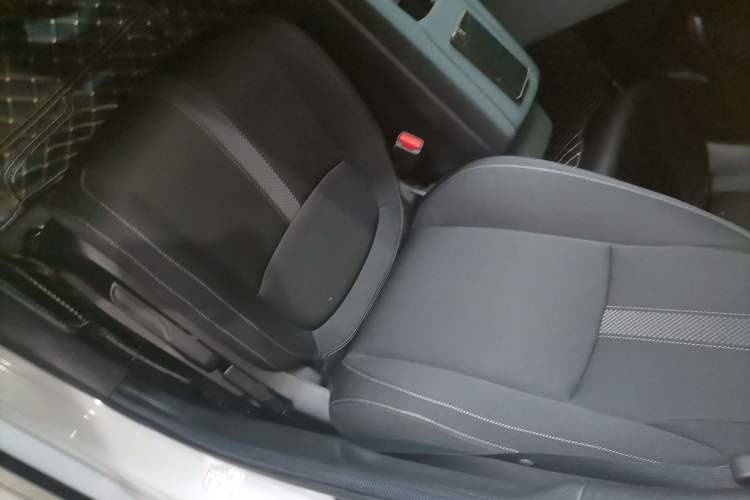 Used Honda Civic 2021 HATCHBACK 220TURBO CVT New Trendsetter Left Front Seat