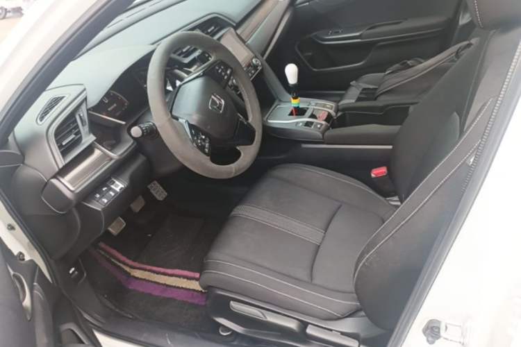 Used Honda Civic 2021 HATCHBACK 220TURBO Manual Driving Pleasure Control Left Front Seat