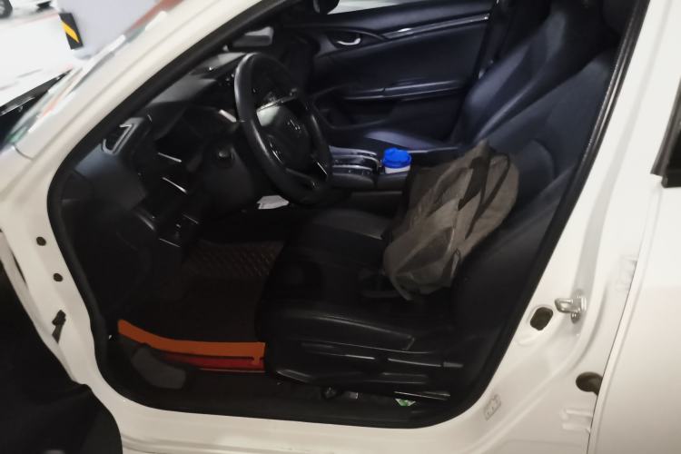 Used Honda Civic 2021 HATCHBACK 220TURBO CVT New Trendsetter Left Front Seat