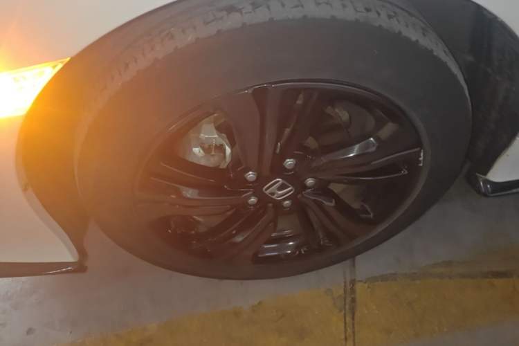 Used Honda Civic 2021 HATCHBACK 220TURBO CVT Trendy Cool Edition Left Front Wheel Hub