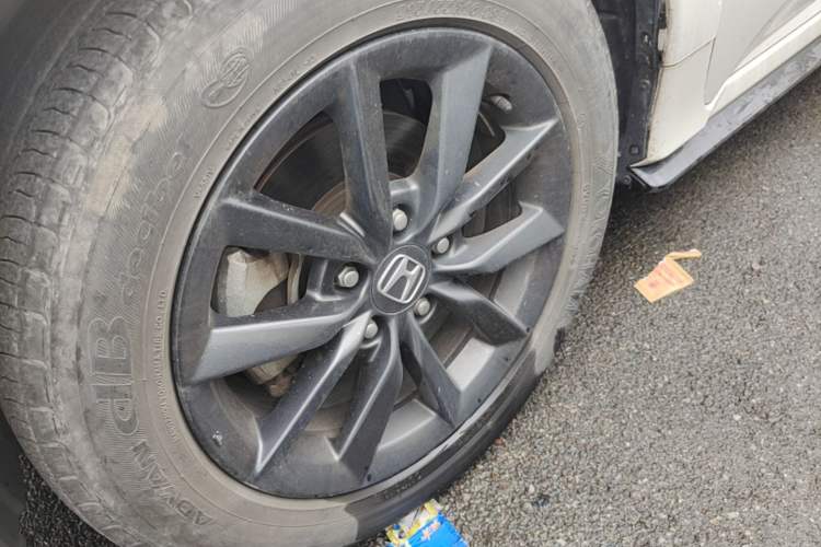 Used Honda Civic 2021 HATCHBACK 220TURBO CVT New Trendsetter Left Front Wheel Hub