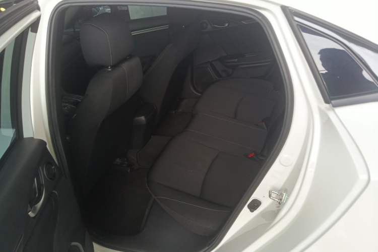 Used Honda Civic 2021 HATCHBACK 220TURBO CVT Trendy Cool Edition Left Rear Seat
