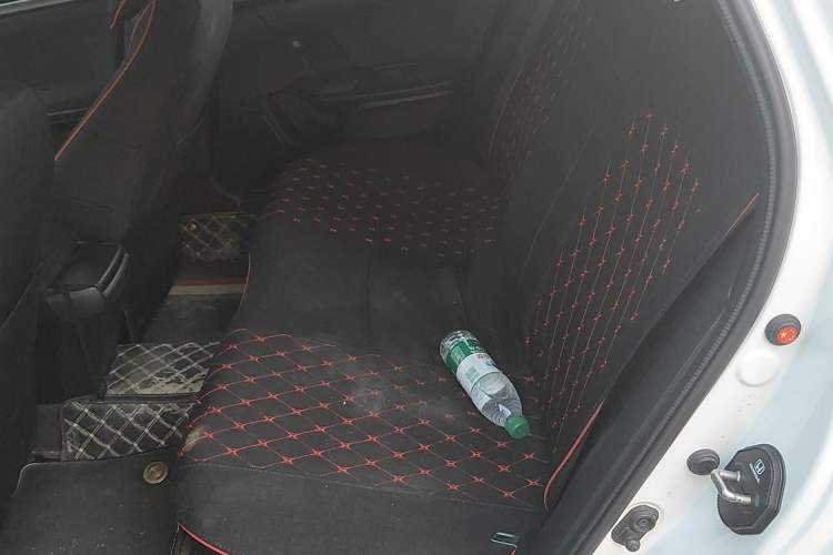Used Honda Civic 2021 HATCHBACK 220TURBO CVT New Trendsetter Left Rear Seat