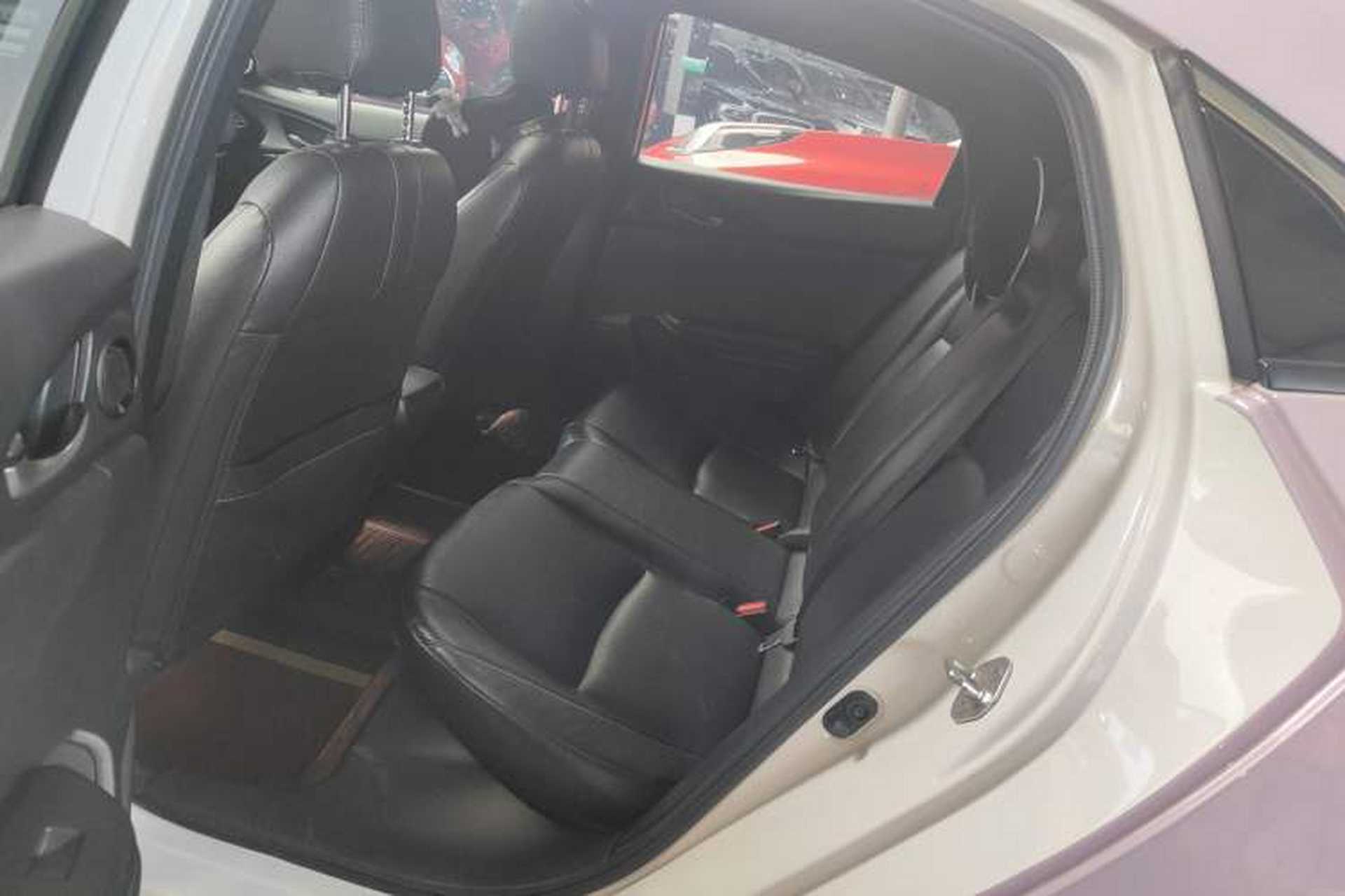 Used Honda Civic 2021 HATCHBACK 220TURBO CVT Dynamic Control Left Rear Seat