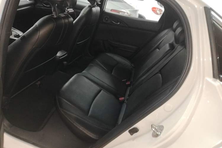 Used Honda Civic 2021 HATCHBACK 220TURBO CVT New Trendsetter Left Rear Seat