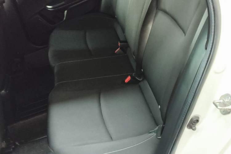 Used Honda Civic 2021 HATCHBACK 220TURBO CVT New Trendsetter Left Rear Seat