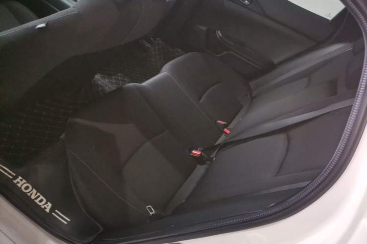 Used Honda Civic 2021 HATCHBACK 220TURBO CVT New Trendsetter Left Rear Seat