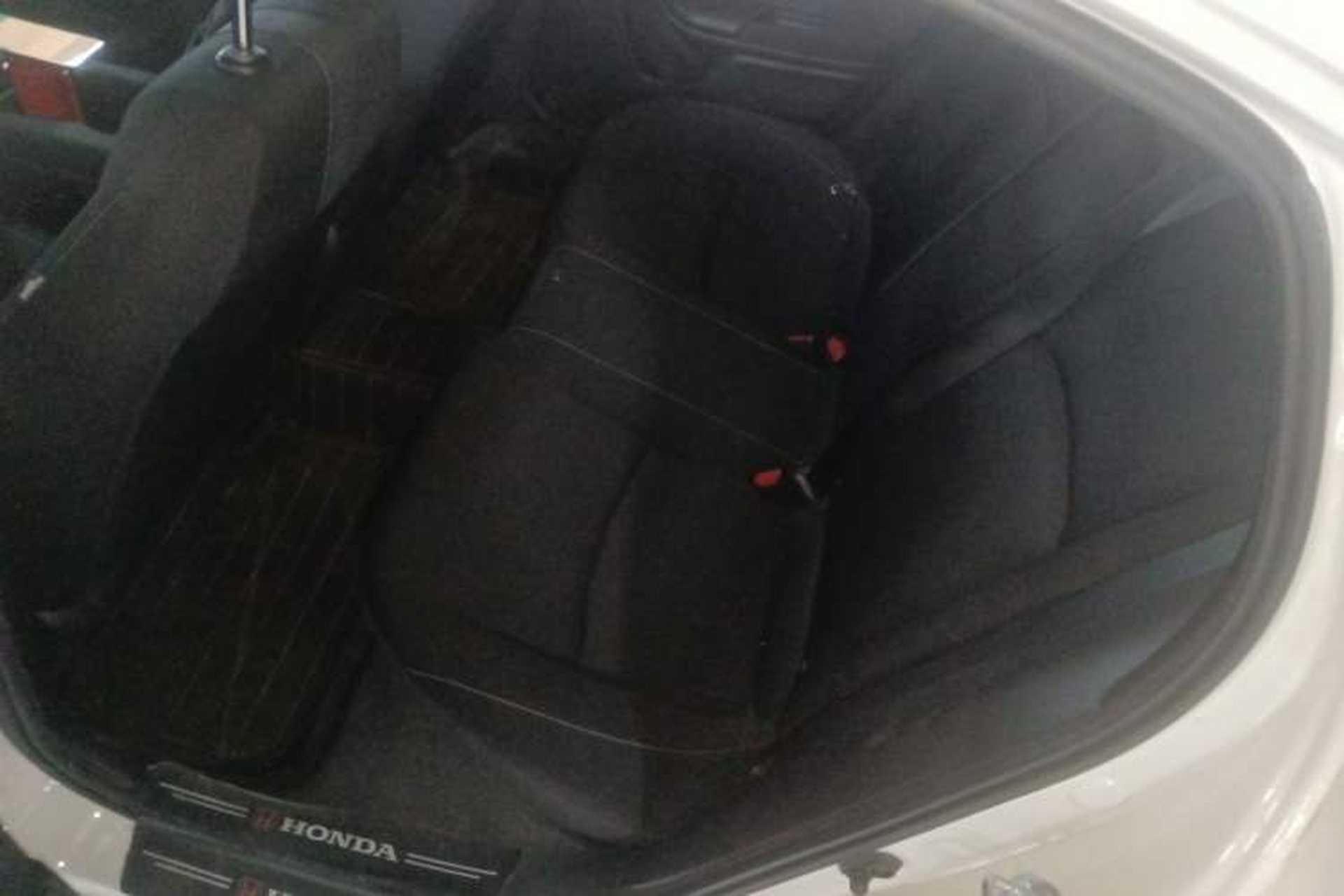Used Honda Civic 2021 HATCHBACK 220TURBO CVT New Trendsetter Left Rear Seat