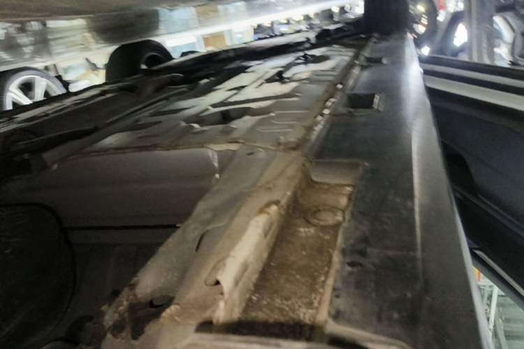 Used Honda Civic 2021 HATCHBACK 220TURBO CVT Trendy Cool Edition Left Side Sill