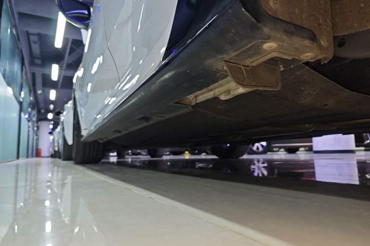Used Honda Civic 2021 HATCHBACK 220TURBO CVT New Trendsetter Left Side Sill