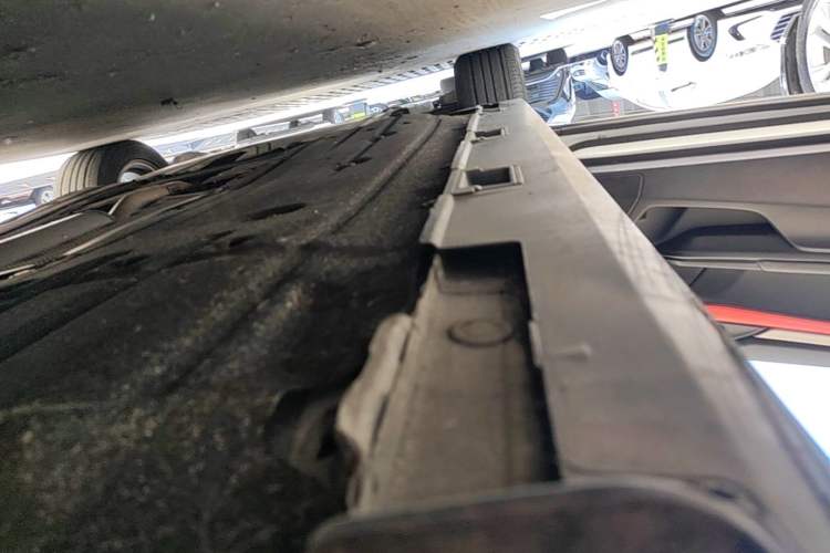 Used Honda Civic 2021 HATCHBACK 220TURBO CVT New Trendsetter Left Side Sill