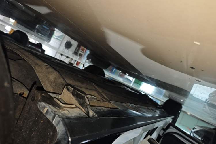 Used Honda Civic 2021 HATCHBACK 220TURBO CVT Trendy Cool Edition Left Side Sill