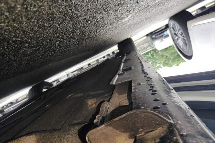 Used Honda Civic 2021 HATCHBACK 220TURBO CVT New Trendsetter Left Side Sill