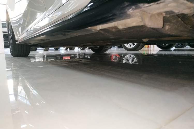 Used Honda Civic 2021 HATCHBACK 220TURBO CVT New Trendsetter Left Side Sill