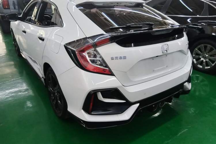 Used Honda Civic 2021 HATCHBACK 220TURBO CVT Trendy Cool Edition Rear Left 45 Deg