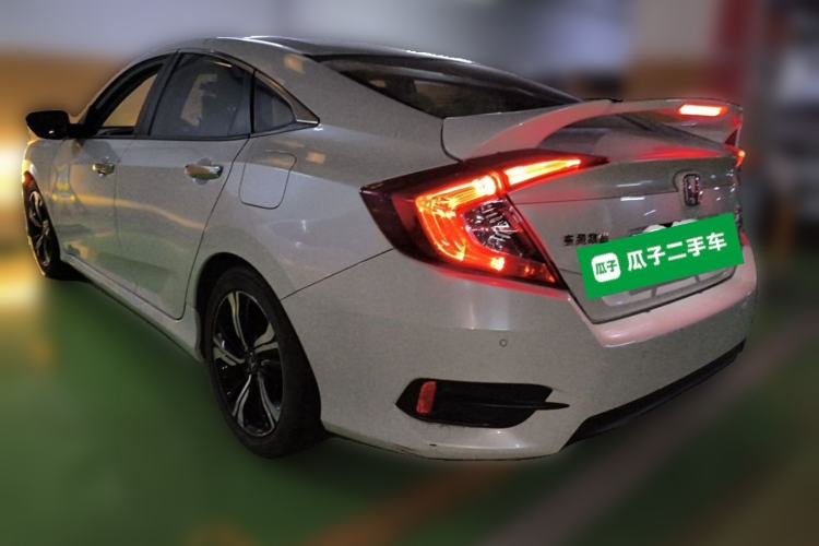 Used Honda Civic 2021 HATCHBACK 220TURBO CVT Trendy Cool Edition Rear Left 45 Deg