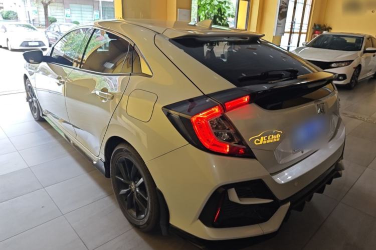 Used Honda Civic 2021 HATCHBACK 220TURBO CVT New Trendsetter Rear Left 45 Deg