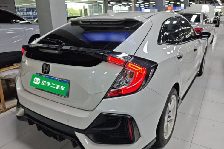 Used Honda Civic 2021 HATCHBACK 220TURBO CVT New Trendsetter Rear Right 45 Deg